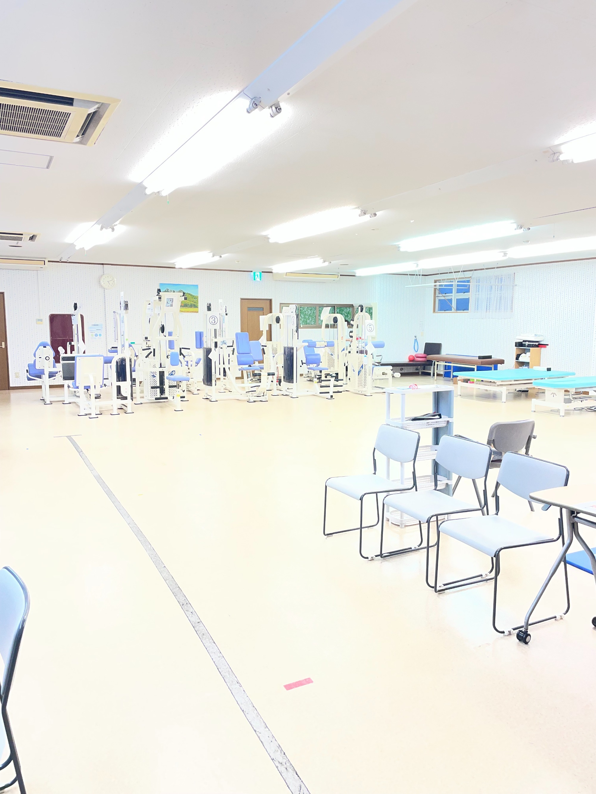 ながみクリニック待合室